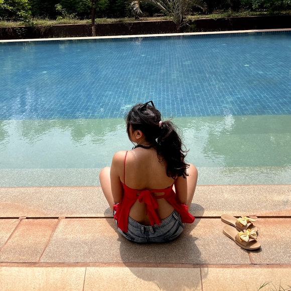 Red padded backless top - Picture 5 of 5